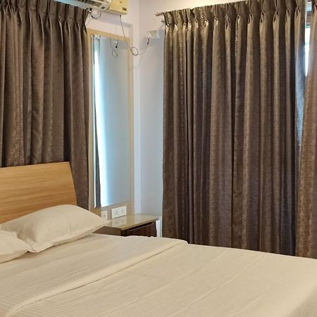 Tara Suites Premium Rooms In Central Indiranagar 벵갈루루 외부 사진