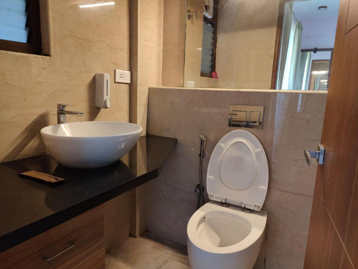 Tara Suites Premium Rooms In Central Indiranagar 벵갈루루 외부 사진
