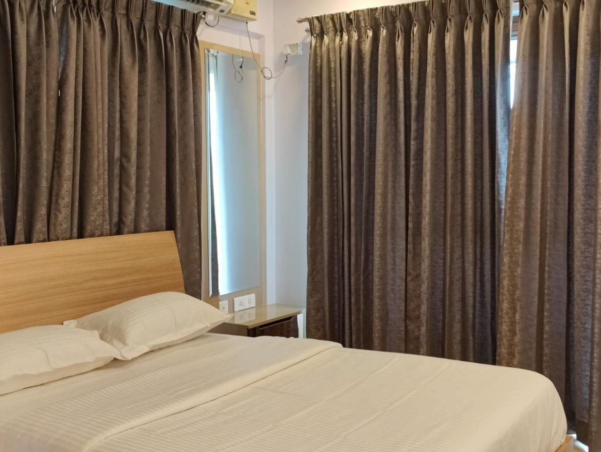 Tara Suites Premium Rooms In Central Indiranagar 벵갈루루 외부 사진